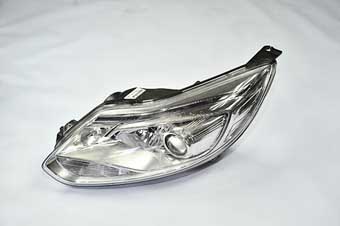 CROWN VİCTORİA ÇIKMA YEDEK PARÇA FORD CIKMA YEDEK FOCUS 3 SOL FAR